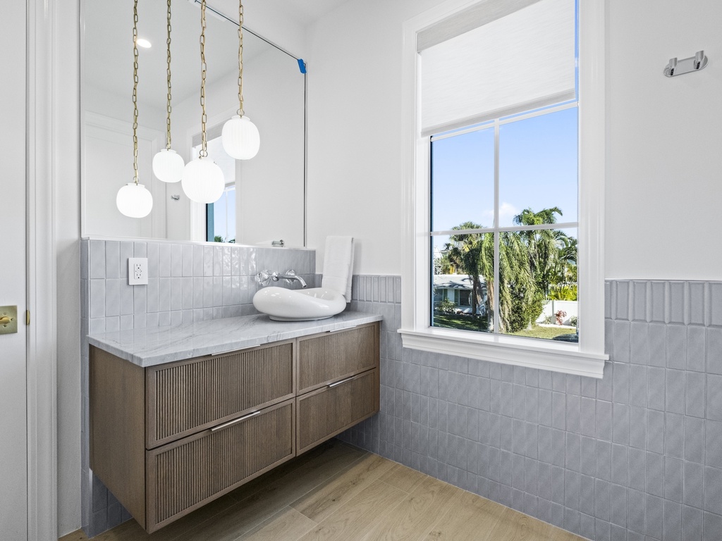 Fourth Bedroom, Ensuite Bathroom