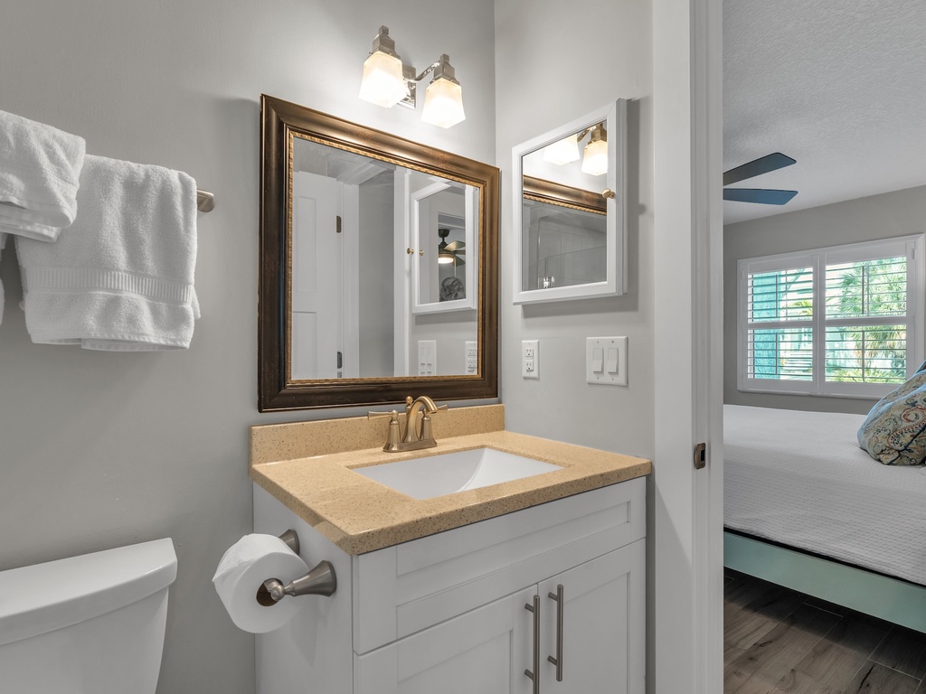 Primary Bedroom, Ensuite Bathroom