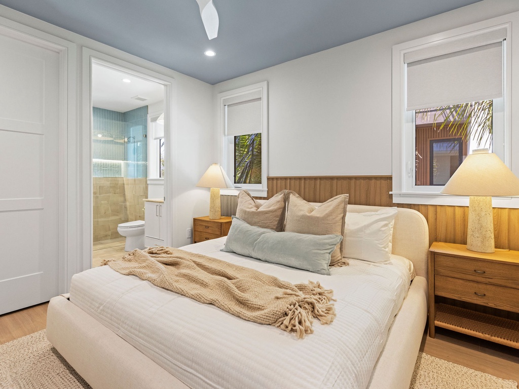Fourth Bedroom, King bed