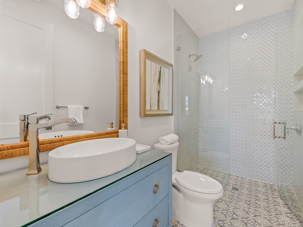 Second Bathroom, Ensuite