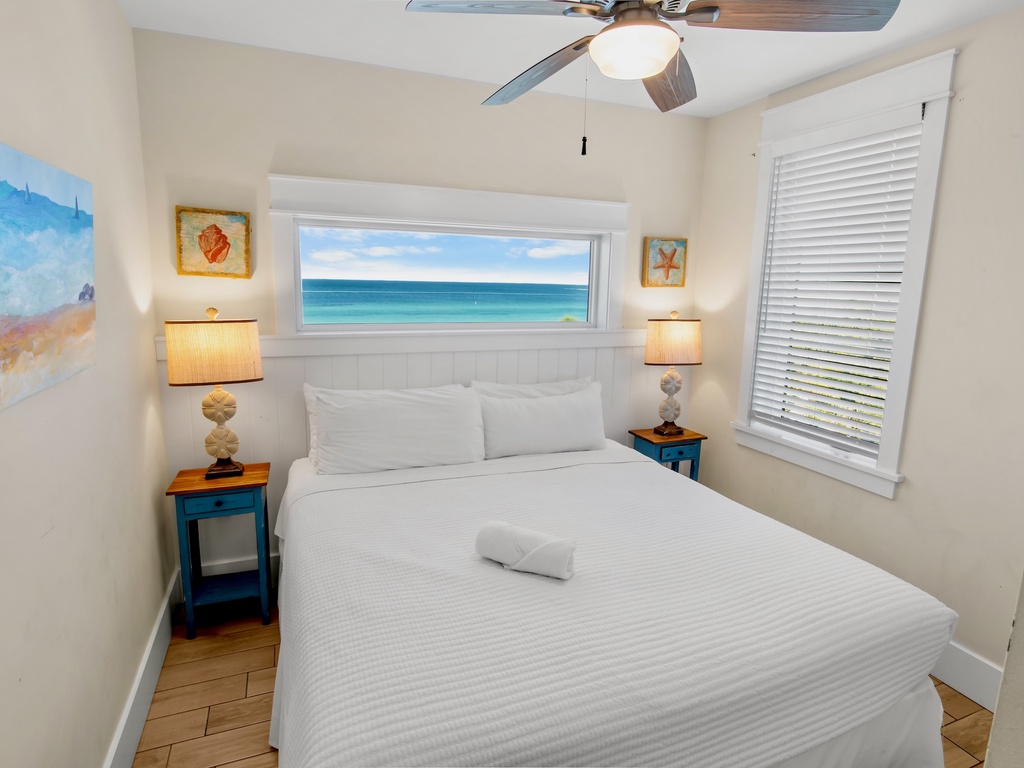 Second Bedroom, King bed