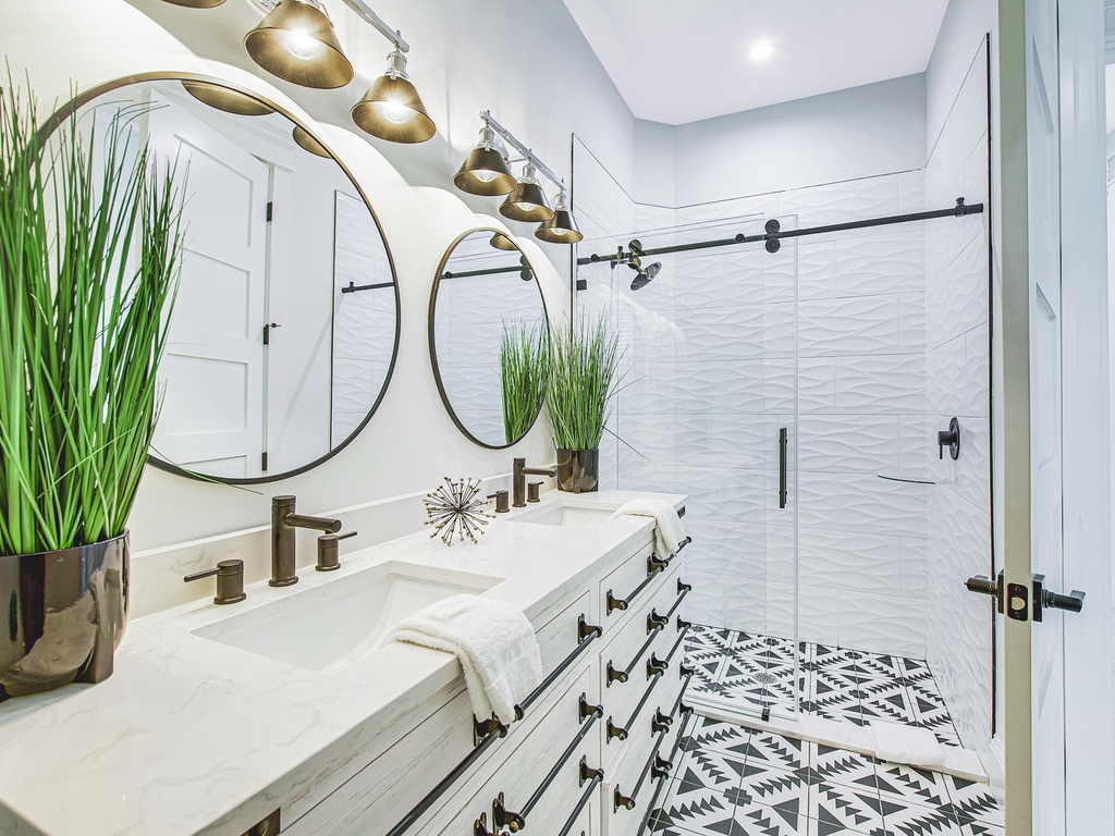 Primary Bathroom, Ensuite