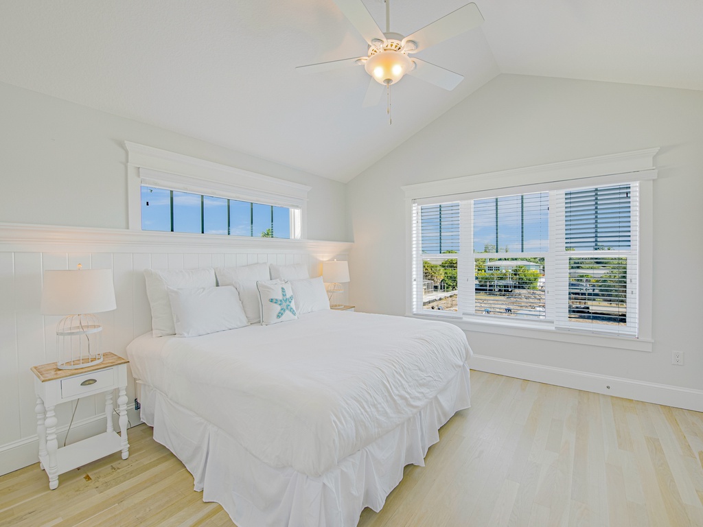 Serenity Beach - AMI Locals