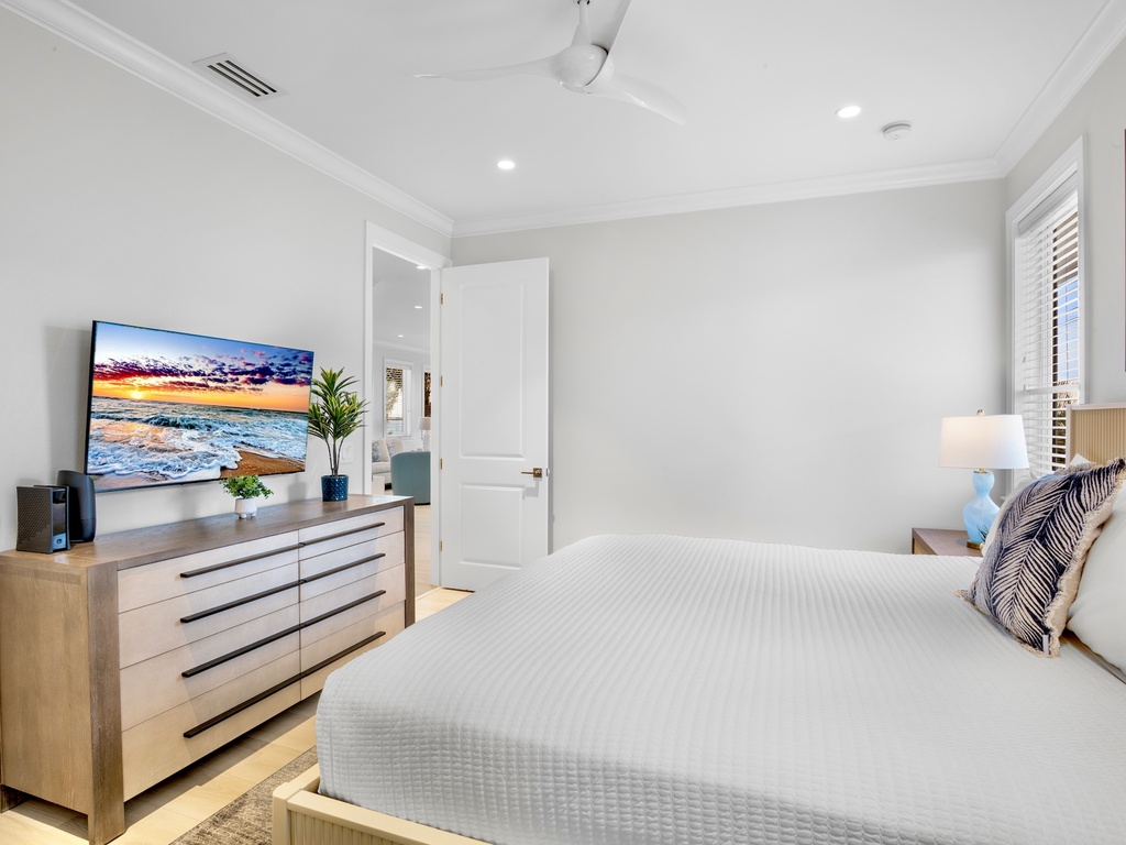 Primary Bedroom, King