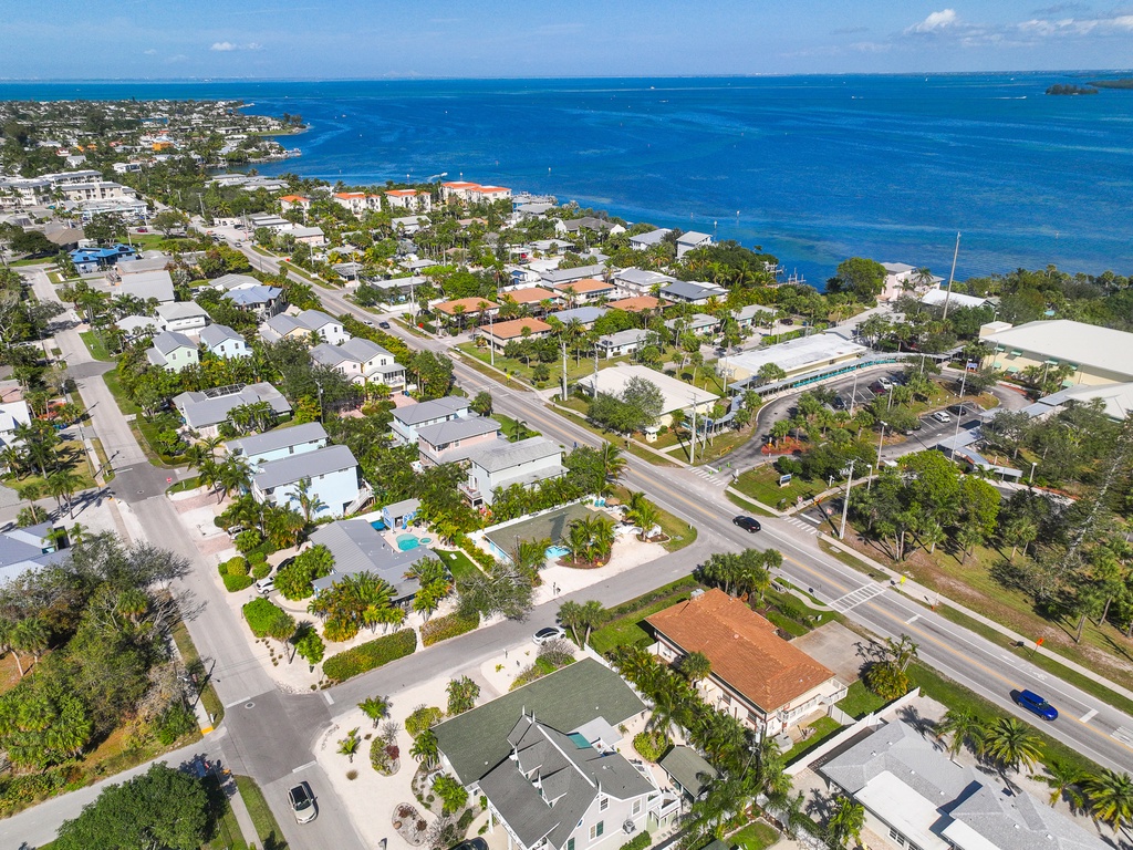 Private Palms by Anna Maria Island Accommodations