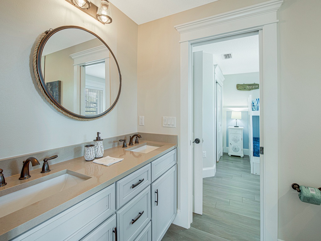 Bright Sink and Mirror Combo