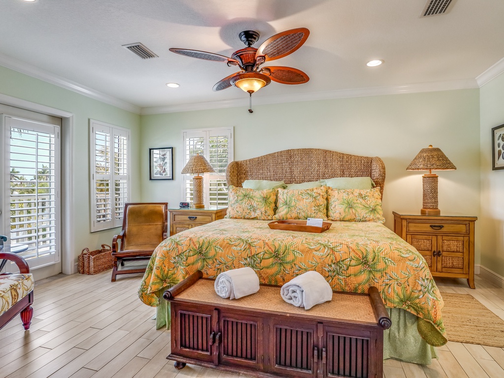 Primary Bedroom,3rd floor-King