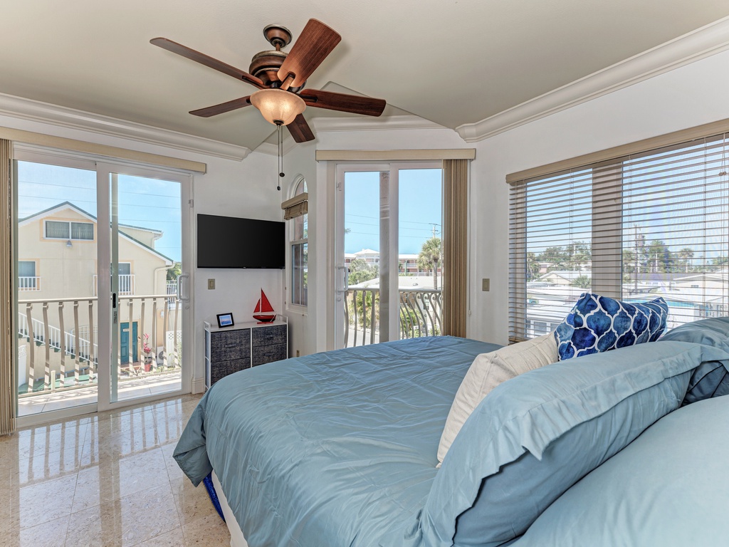 Second Bedroom - King