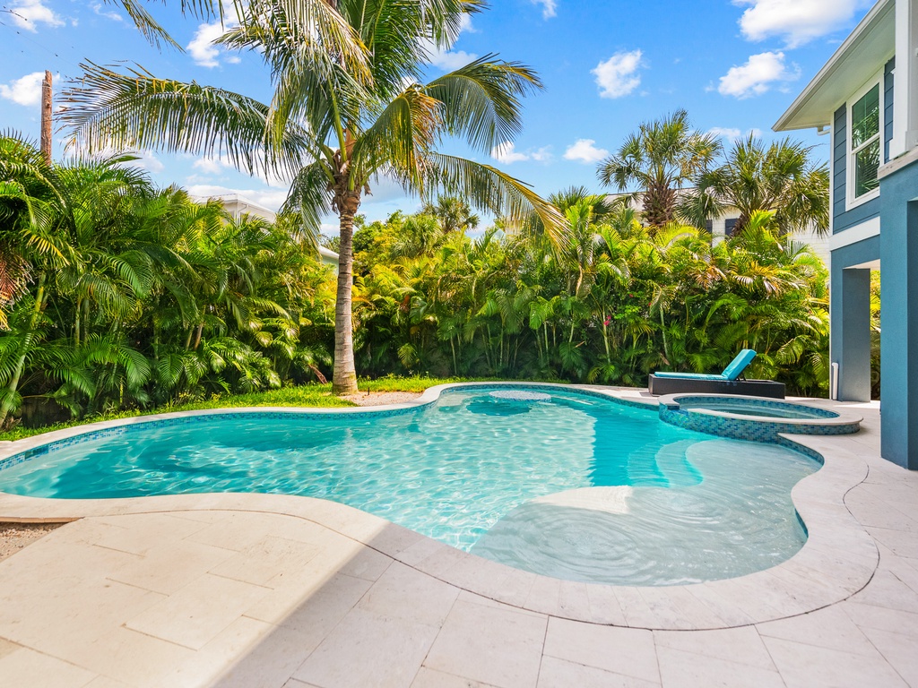 Private Pool and Spa