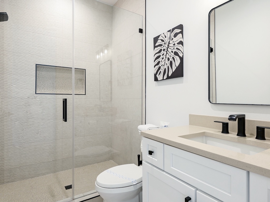 Fourth En-suite Bathroom