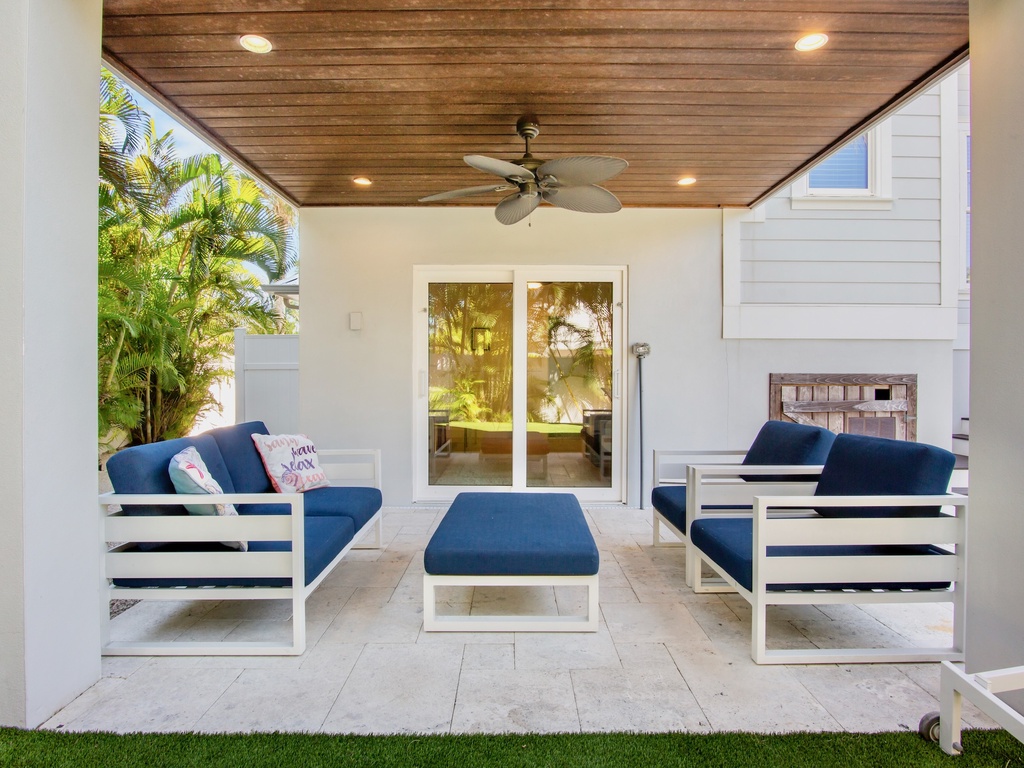 Private covered patio with seating