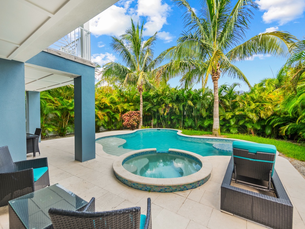 Private Pool and Spa