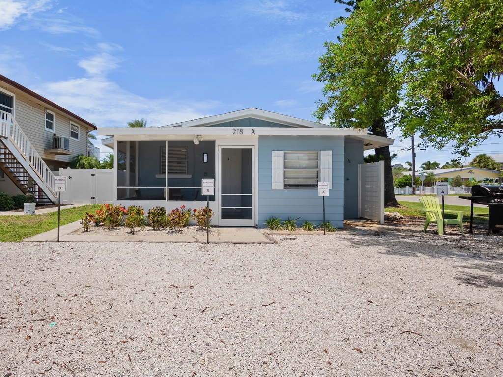 A Place in Paradise Unit A by Anna Maria Island Accommodations