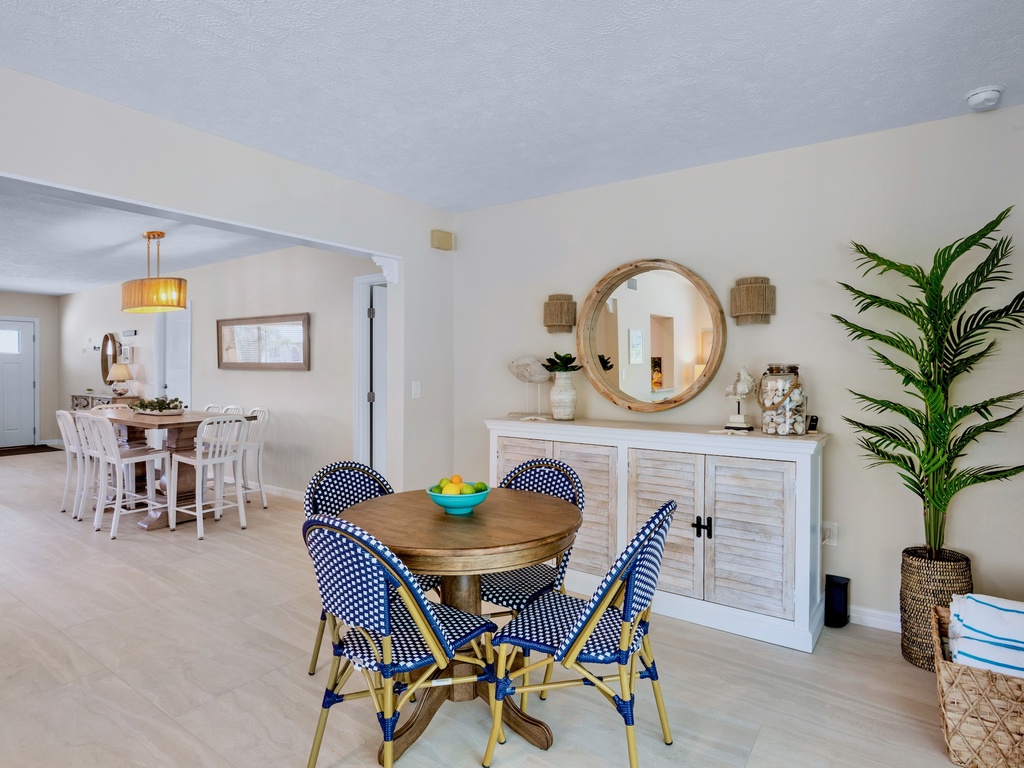 Additional Dining Area