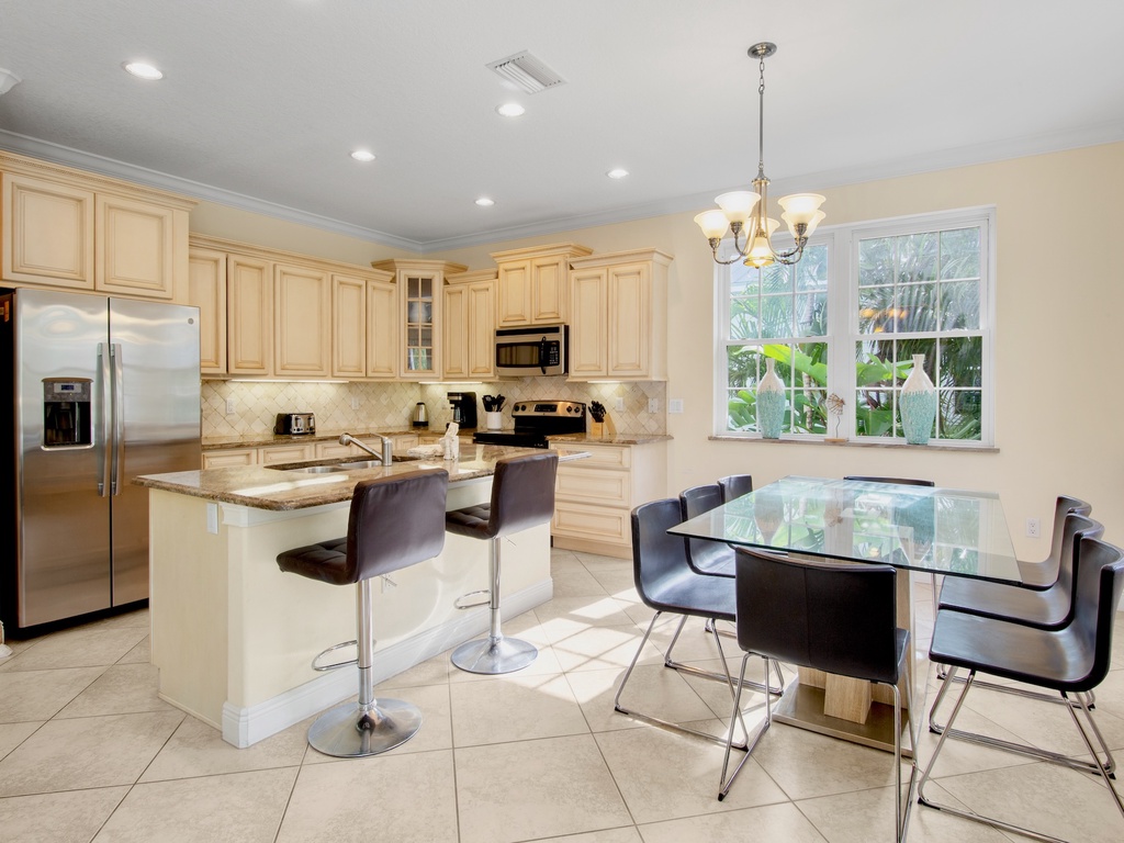 Kitchen, Dining Area