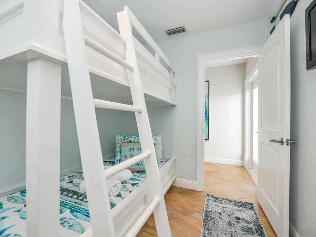 Stacked Bunk Bed Setup