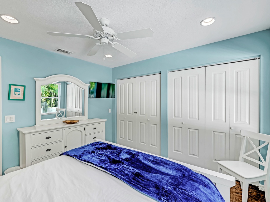 Primary Bedroom - King