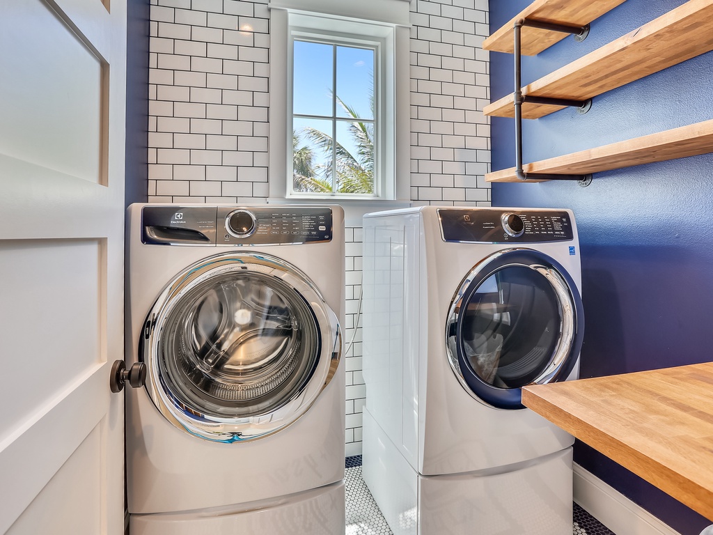 Washer and Dryer in Home