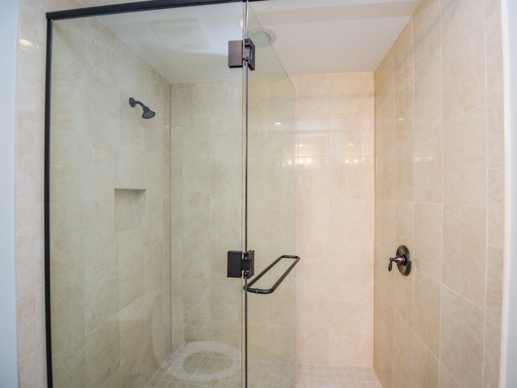 Primary Bathroom, Ensuite
