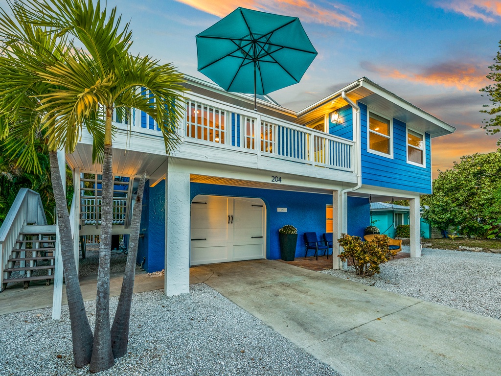 Pure Beach by AMI Locals