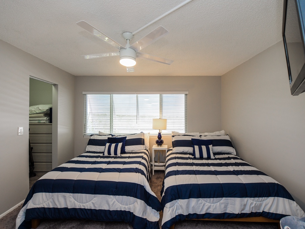 Additional Bedroom - Two Twins