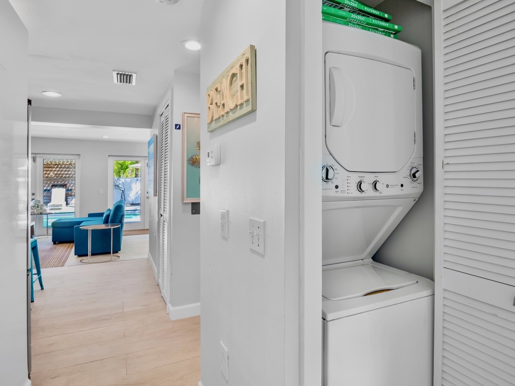Washer/dryer B