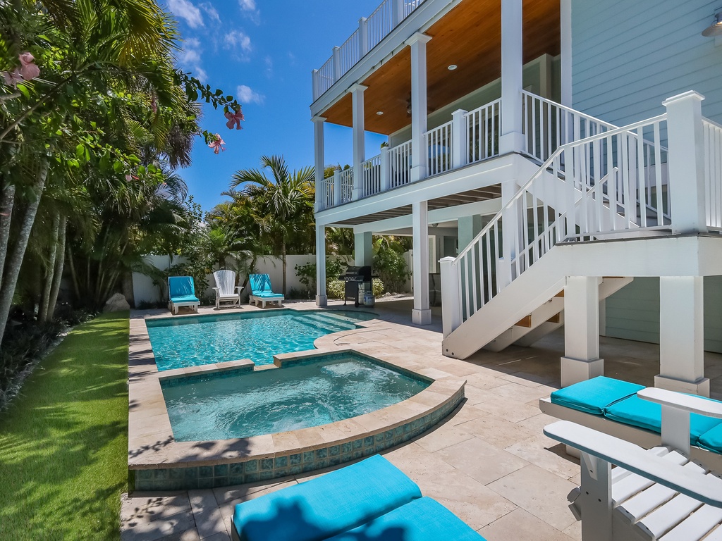 Private Pool and Spa