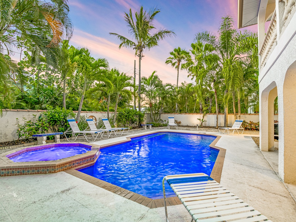 Private Pool and Spa