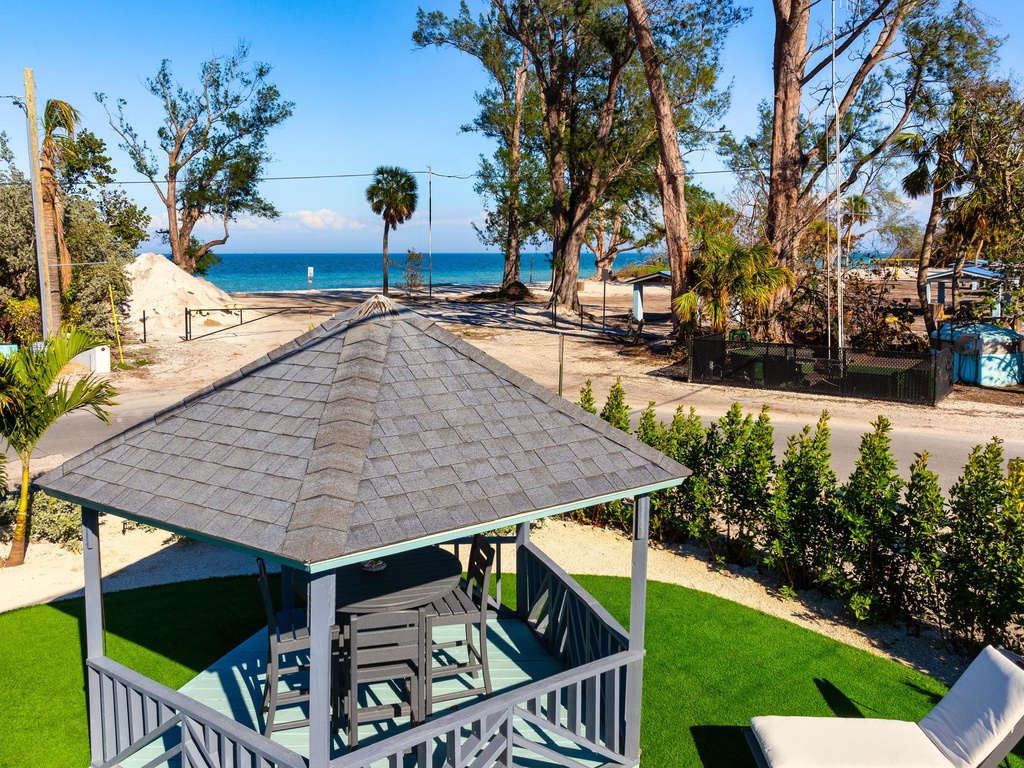 Shore's Nice- AMI Accommodations