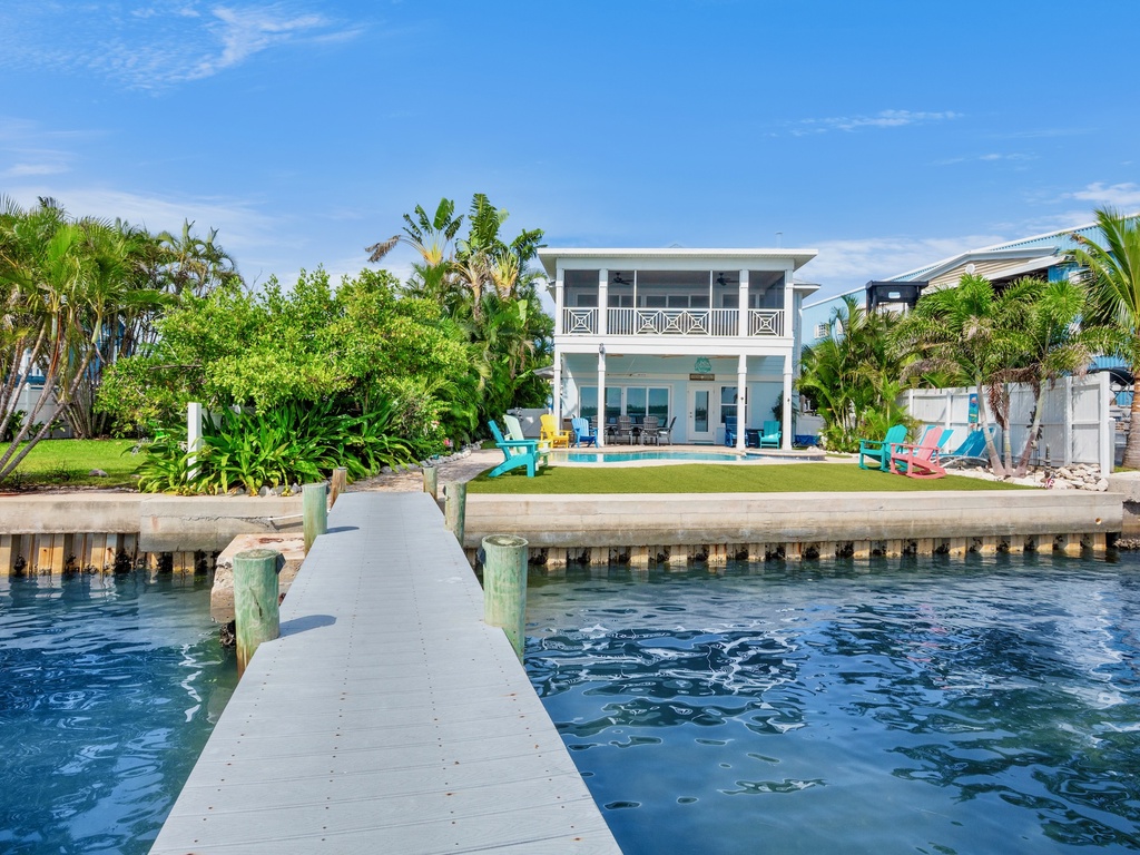 The Bayfront by Anna Maria Vacations