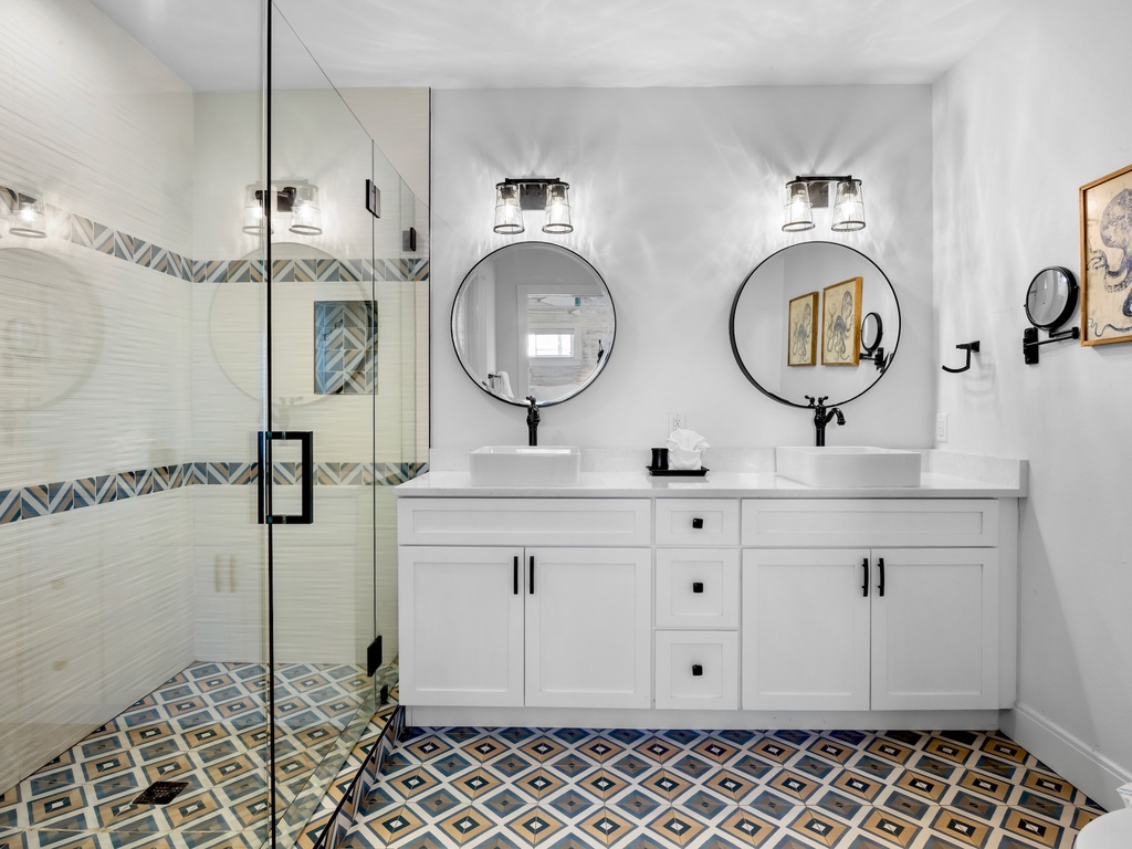 Third Bedroom, Ensuite Bathroom