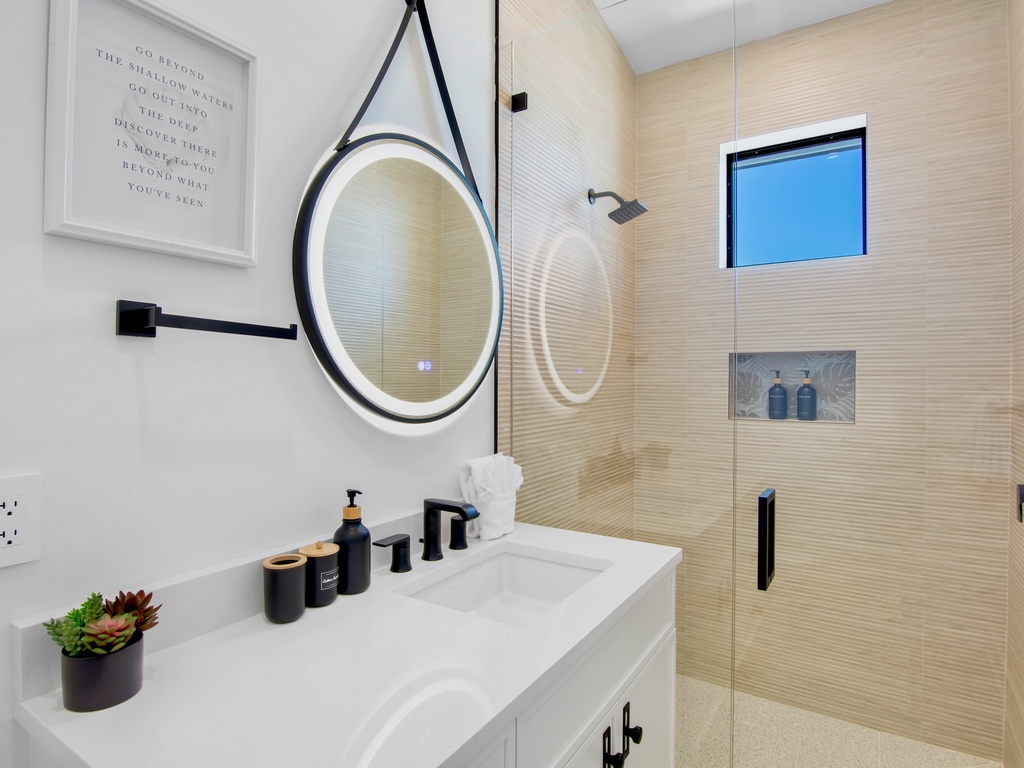 Fourth Bathroom, Ensuite