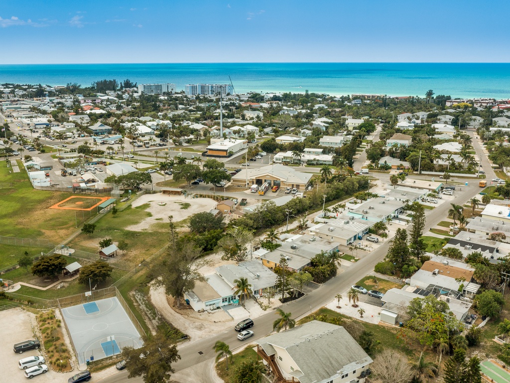 A Lil' Nauti by Anna Maria Vacations