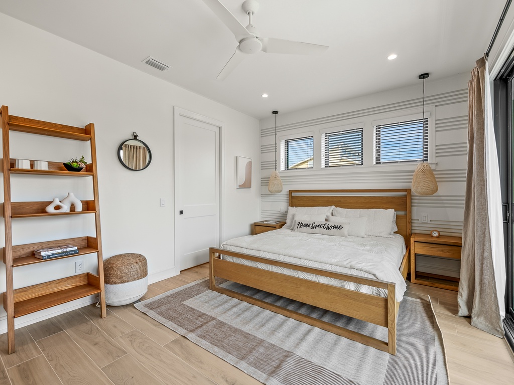 Second Bedroom - King