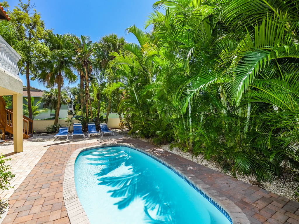 Private Pool