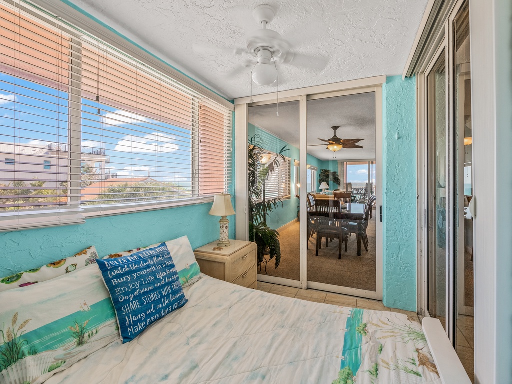 Bonus Room - Day bed