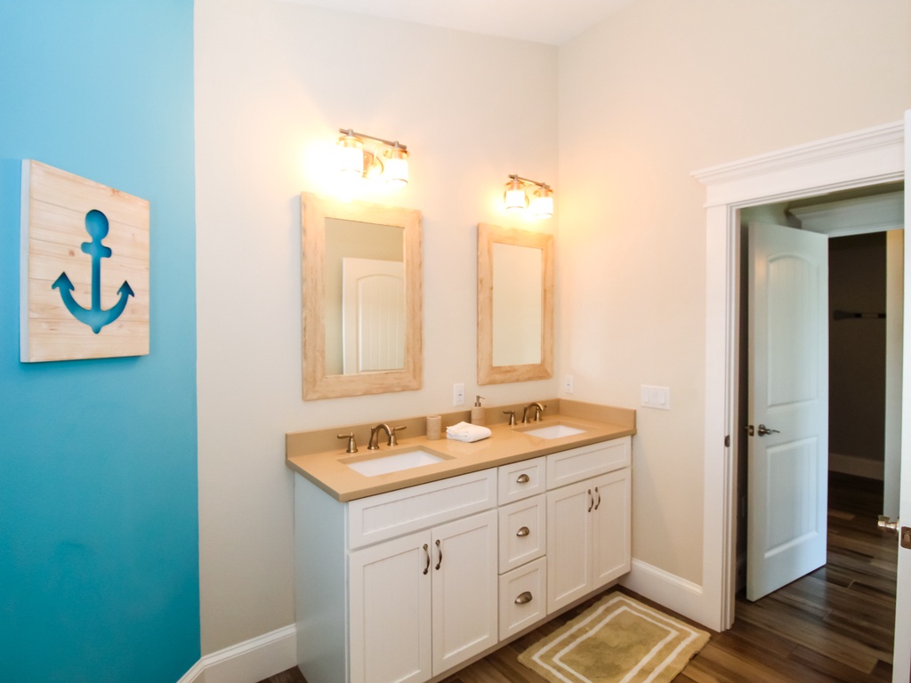 Primary Bathroom, Ensuite