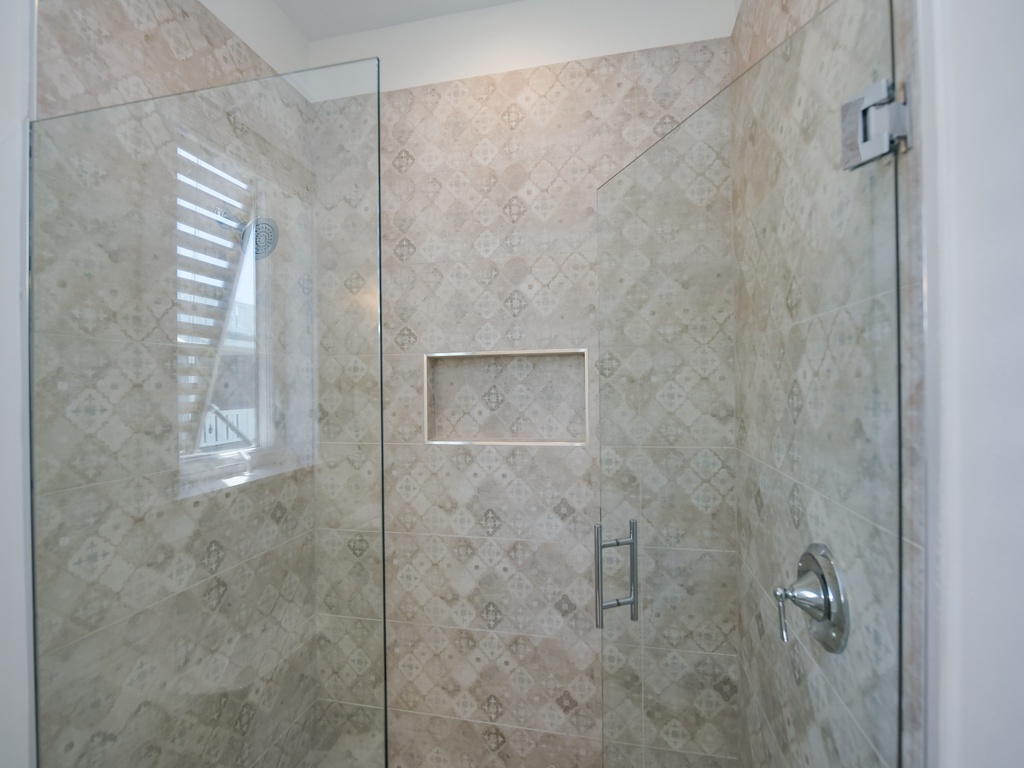 Primary Bathroom, Ensuite