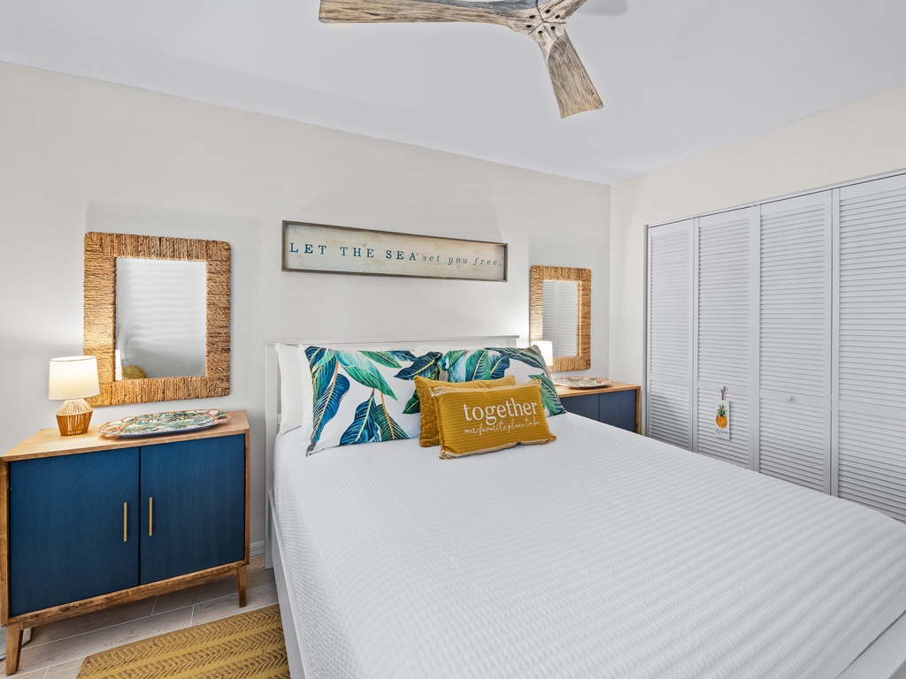 Third Bedroom - Queen