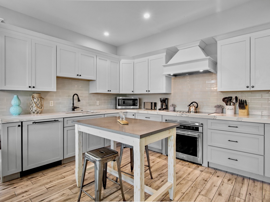 Fully equipped kitchen