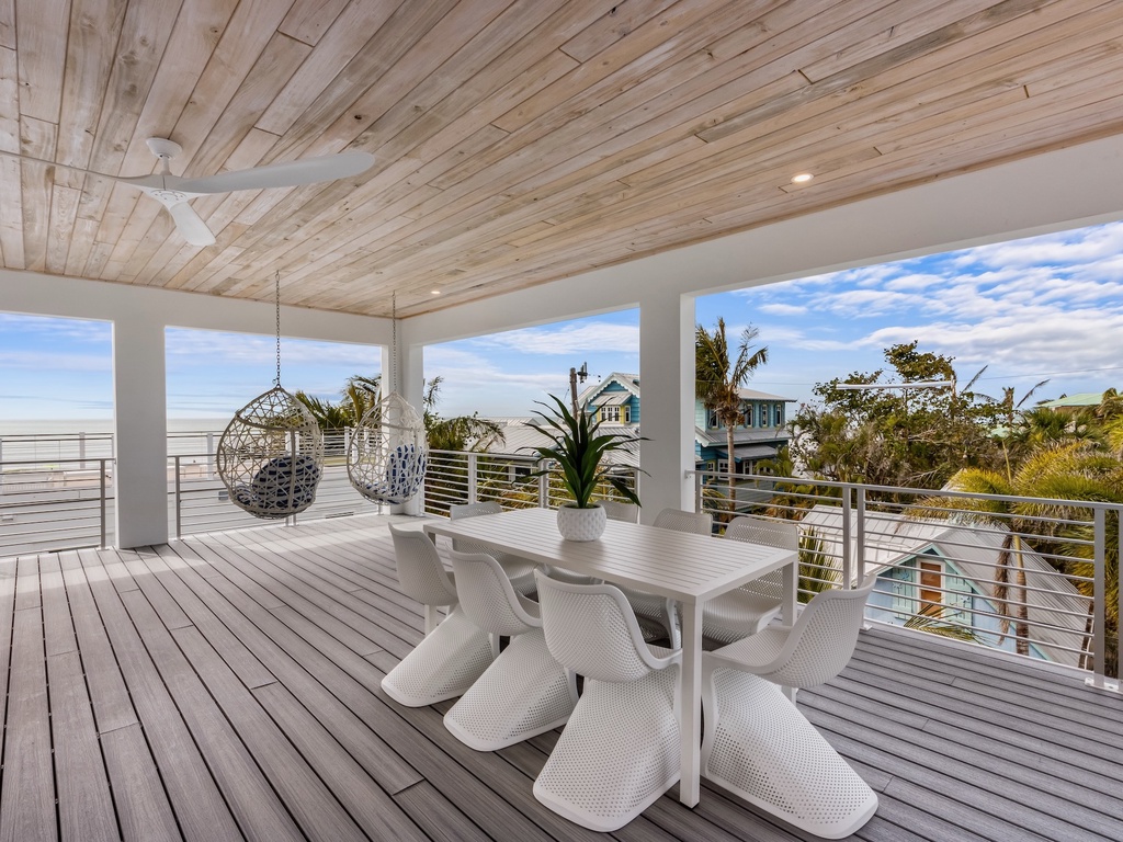 Balcony, Dining Area