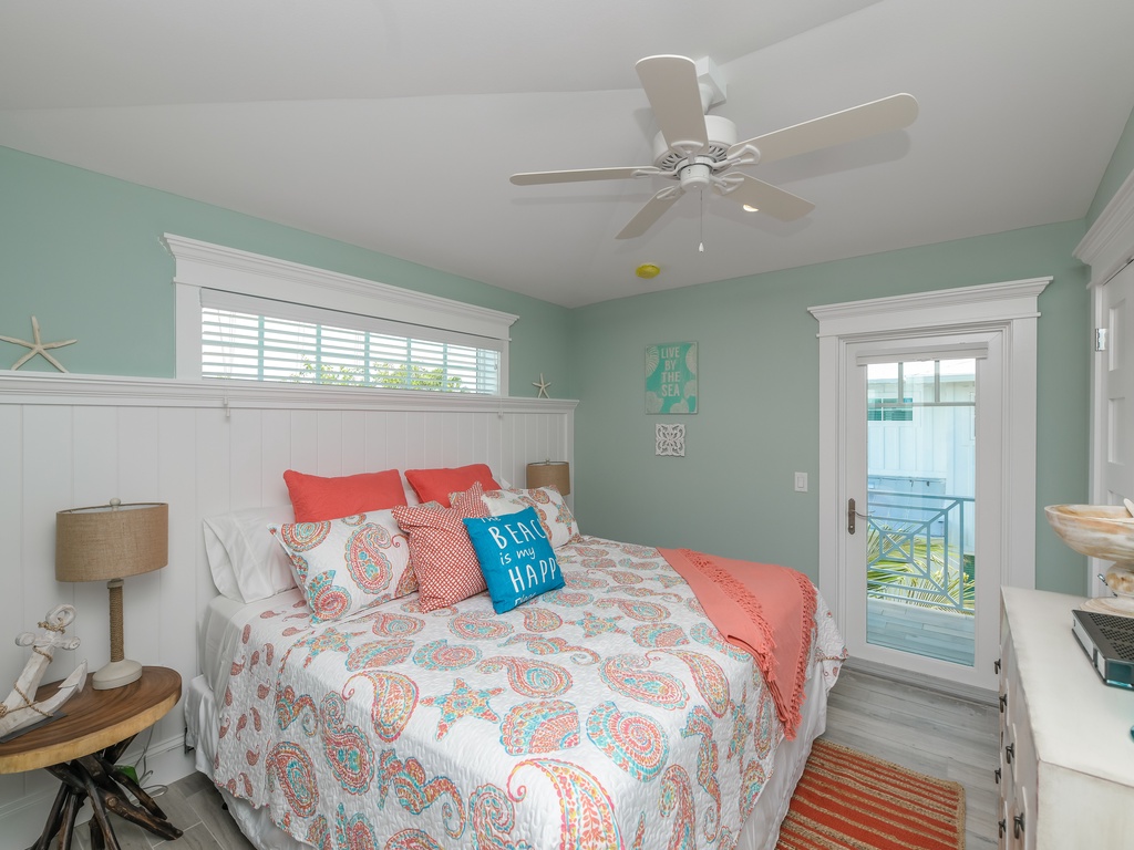 Second Bedroom - King