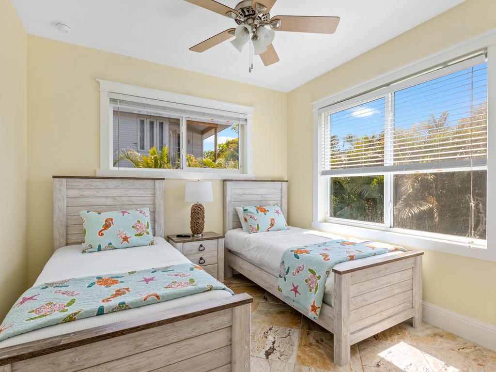 Bedroom Six, 2nd floor - Two Twin Beds