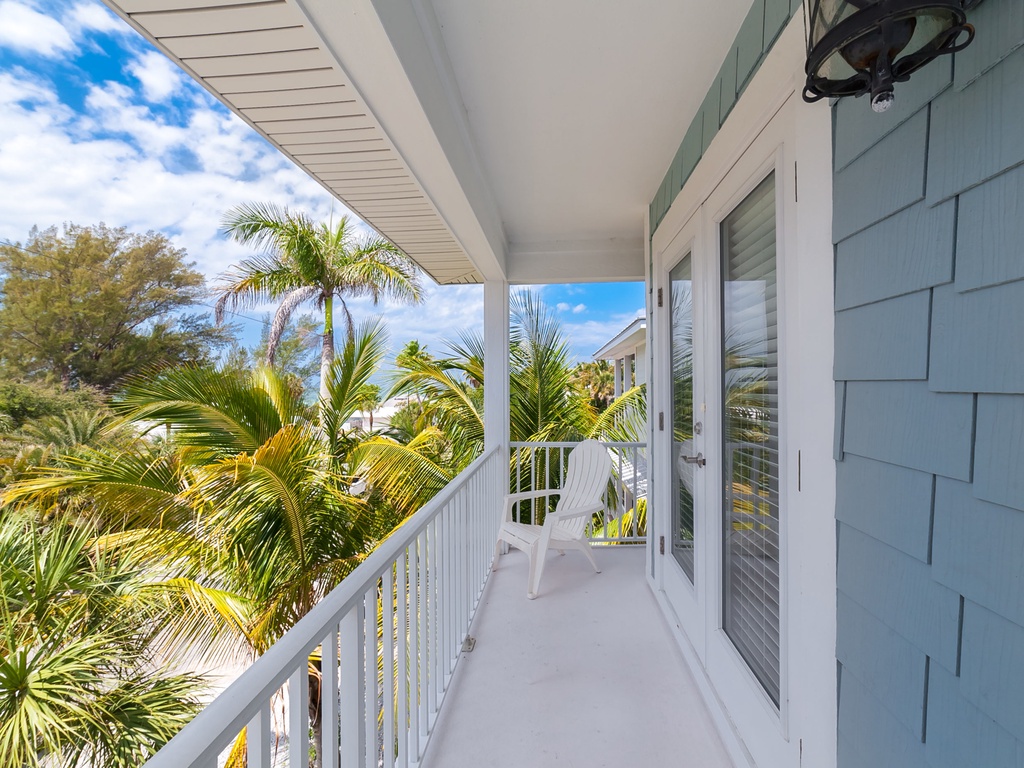 Primary Bedroom, Balcony access