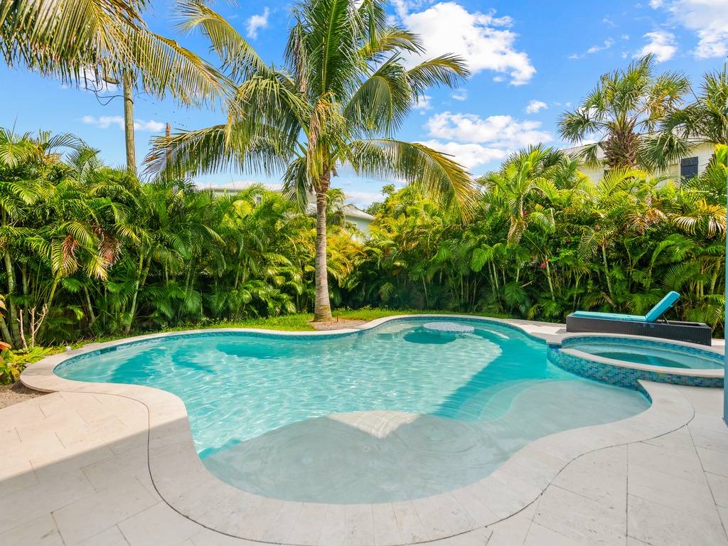 Private Pool and Spa