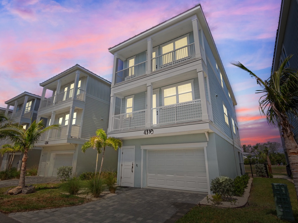 Welcoming front view