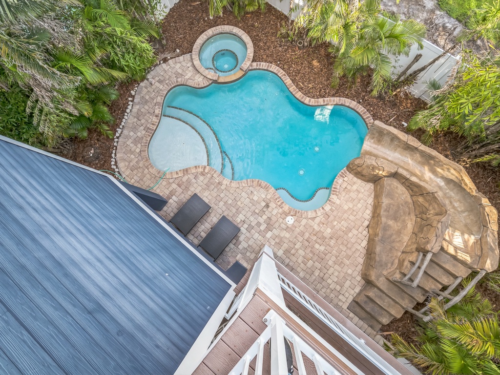 Private Pool and Spa - Water Slide