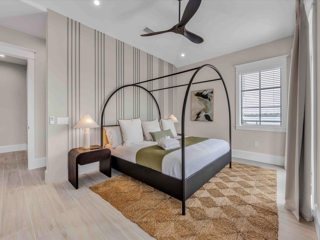 Primary Bedroom - King