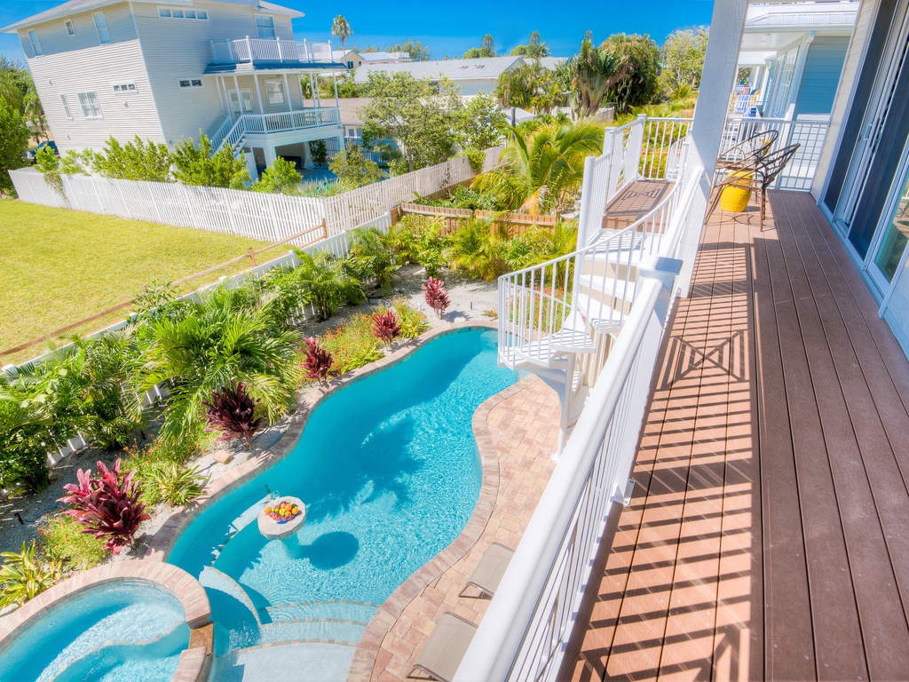 Rooftop Deck