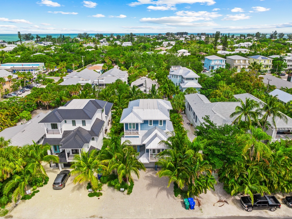 Endless Summer - AMI Locals